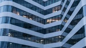 Le marché des bureaux parisien rebondit en 2025: ce que cela signifie pour vos locaux professionnels