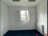 Bureaux à louer dans MONTROUGE 92120 - LOCATION - BUREAUX- RDC - 115m2