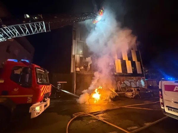 Incendie près de la gare de Rennes: un rappel de l'importance de la sécurité dans l'immobilier de bureaux