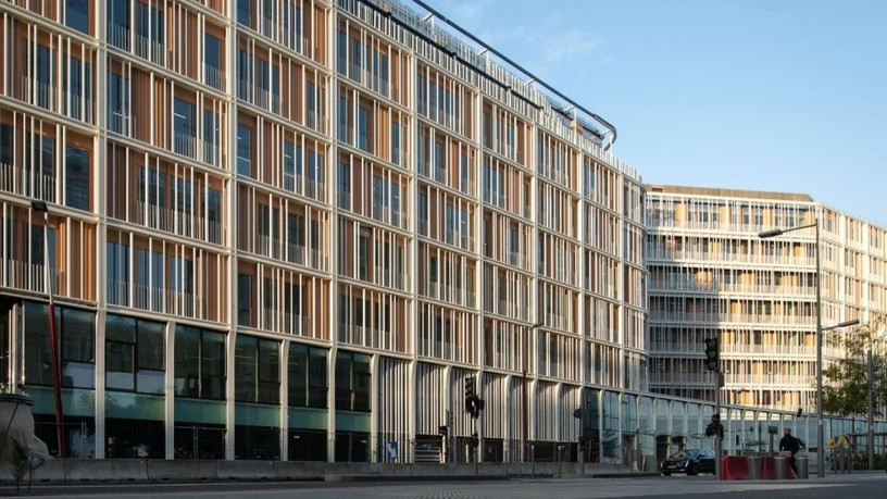 Edenn à Nanterre: le nouveau siège durable et ultra-moderne de Schneider Electric redéfinit les bureaux d’entreprise