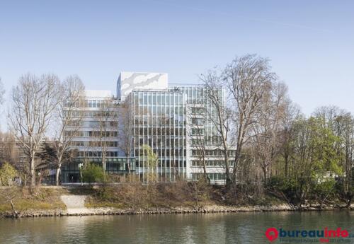 Bureaux à louer dans New Time