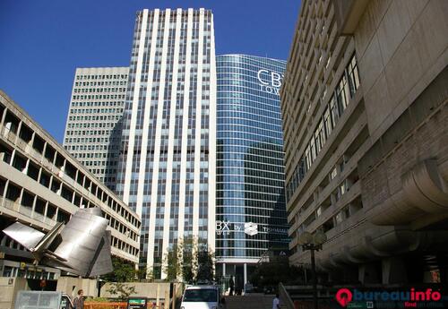 Bureaux à louer dans Tour Chartis