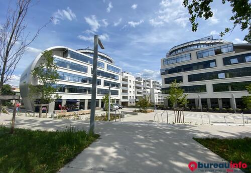 Bureaux à louer dans MEYLAN - Prox GRENOBLE - Local à aménager