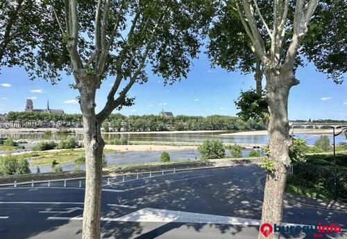 Bureaux à louer dans BUREAUX A LOUER pleine vue Loire 2ème étage