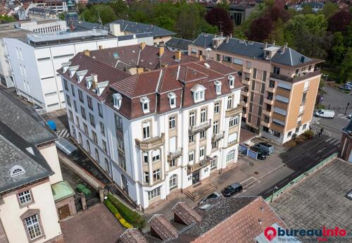 Bureaux à louer dans Immeuble de bureaux - 3 105 m² - Colmar (68)