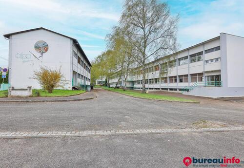Bureaux à louer dans Ancien centre de formation - 3 500 m² - Soultz-Sous-Forêts (67)