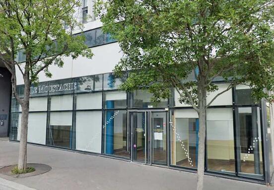 LOCAUX AVEC EXTRACTION A LOUER SECTEUR BNF