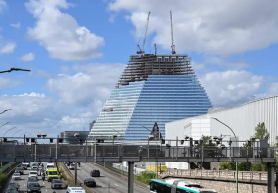 Tour Triangle Paris: 70 000 m² de bureaux ultramodernes disponibles en pré-location dès 2027